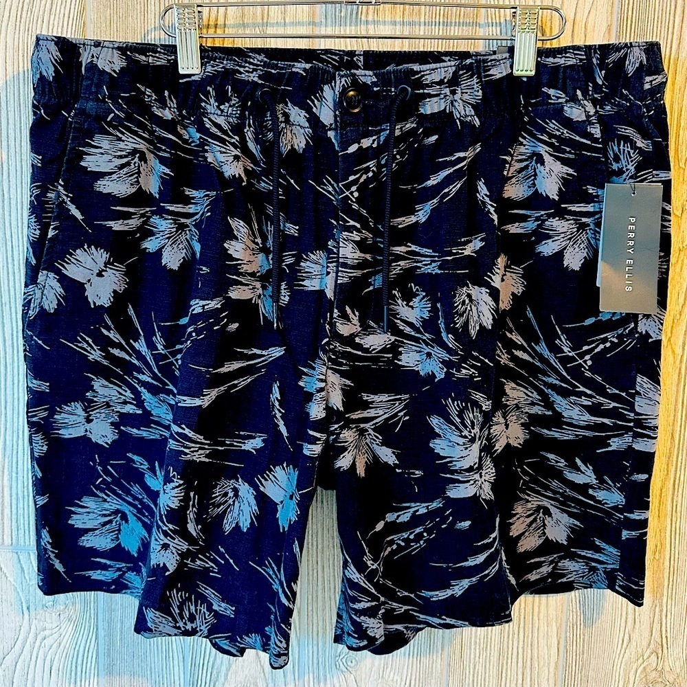 NEW! PERRY ELLIS Mens Casual Shorts Size XL Stretch NWT Luxury Summer Relaxed